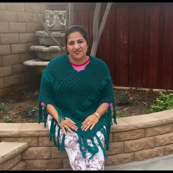 Handmade poncho/ sweater - Picture 3 of 3